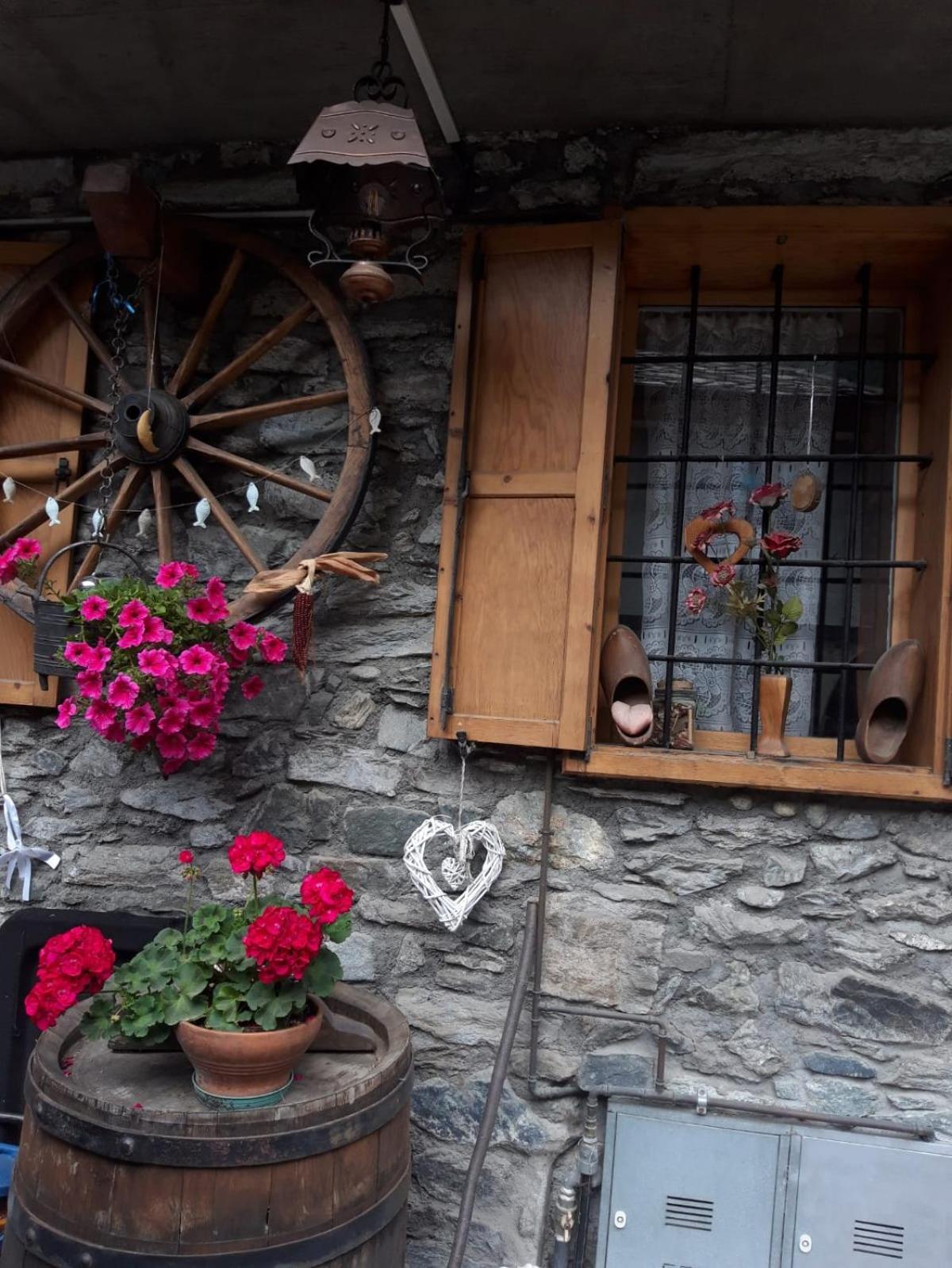 Apartamento Fiocco Di Neve Montjovet Exterior foto